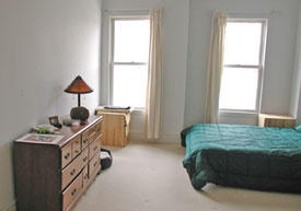 Masterbedroom before home staging