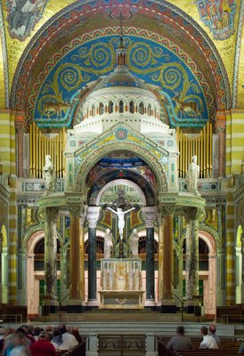 Cathedral Basilica of Saint Louis, in Saint Louis, Missouri - sanctuary