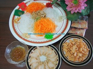Lo Hei Yu Sheng 捞起鱼生 Chinese New Year Dishes