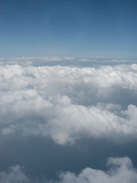大阪の雲の上