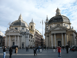 ポポロ広場の双子教会。