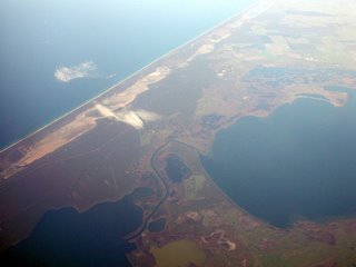 Just as we began passing over the southeastern tip of Australia, the ninety-mile beach became visible -- it's amazing how long and straight it was! This is what it looked like from 38,000 feet up 