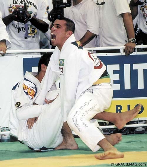 Rickson Gracie vs Rolls Gracie • ADCC NEWS