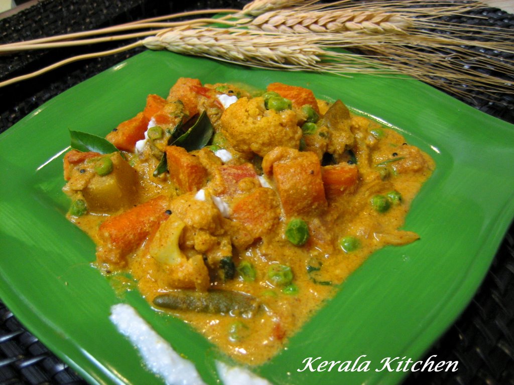 appam Kurma.. Spicy Vegetable KERALA KITCHEN:  for kurma