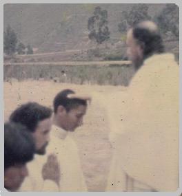 Recibiendo la Bendicion de un Apostol del Mahatma Chandra Bala - Miembro de la Sublime Agartha Sangha