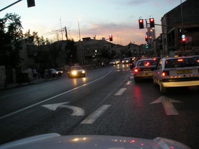 Израильские улицы ночью..