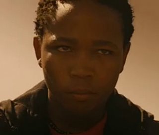 Hauptfigur Tsotsi am Anfang des Films.
