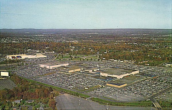 Malls Of America Garden State Plaza