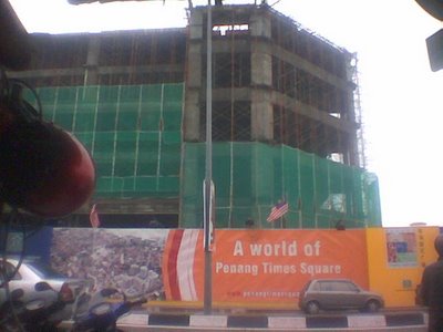 Penang Times Square... another replica of KL's? so far i noticed it newly developed and it'll be higher and higher months later...