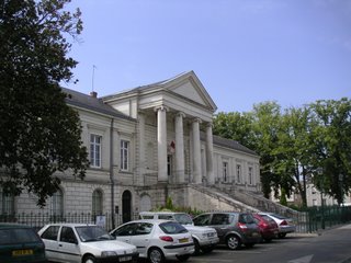 Une autre vue du tribunal, Châteauroux
