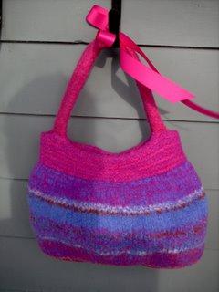 Vintage Bubble Bag, lots of different yarns