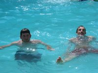 Walter e Baptist na piscina - Walter and Baptist in the swimming pool
