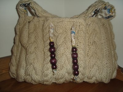 Preview This Free Knitting Pattern: Cabled Hobo Bag