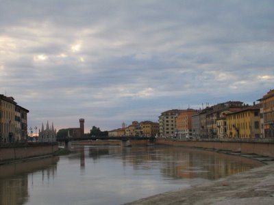 L' Arno a Pisa 31/10/2004