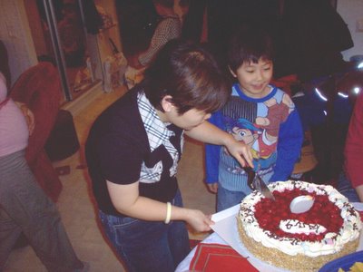 Kachun and his cake