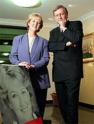 Cheryl Kernot and Gareth Evans with Kernot portrait