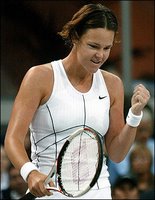 Lindsay Davenport (credit: Yahoo! Tennis/AFP/File/Michele Limina)