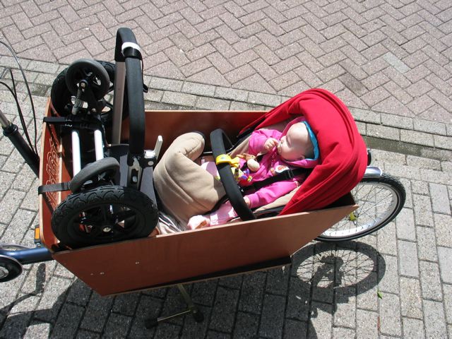 The Bakfiets Cargobike: How Babies and Bakfiets Mix
