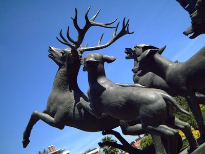 Hunting Scene: Click to resize
