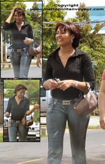 Latina lady with black shirt, tight pants and nice belt buckle. Click for larger picture !