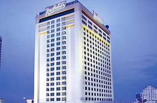 Radisson Bangkok Hotel - Luxury Accommodaton Hotel