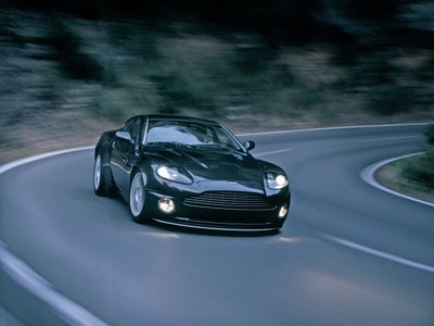 COOL CARS-Aston Martin Vanquish S