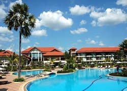 Angkor Palace Resort and Spa Hotel_Pool