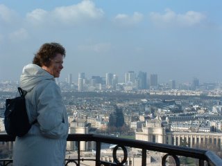 Superbat surveys the Paris skyline
