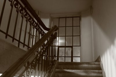 pict, escaliers, staircase, nuit, night, photo, dominique, houcmant, goldo, graphisme
