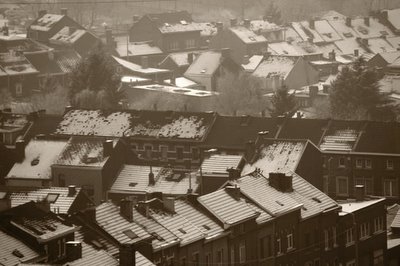 sclessin, ougrée, les toits sous la neige, photo dominique houcmant, goldo graphisme