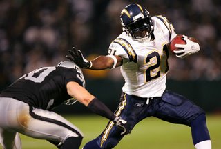 LaDainian Tomlinson ran for 131 yards and 1 Touchdown