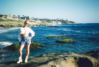 Edina posing at Wind'n'Sea Beach in La Jolla