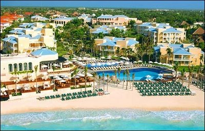 Book your vacation at MayanHoliday.com