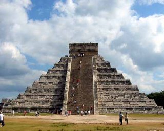 Chichen Itza - Mayan Pyramid