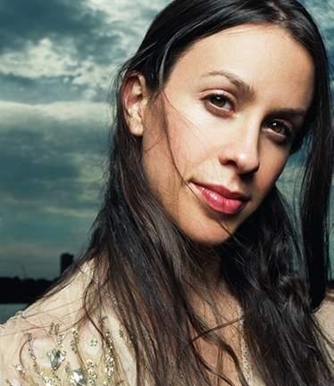 Singer and sometimes actress Alanis Morissette will fire back up her sapphic
