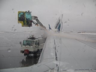 deicing the plane