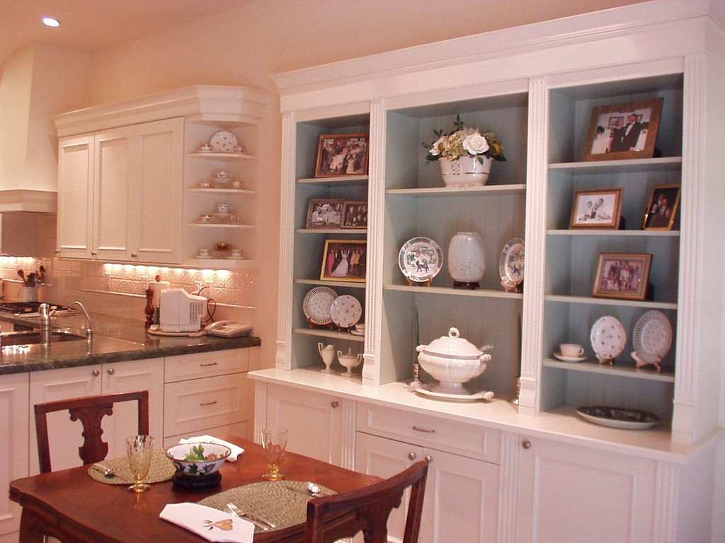 Custom Hutch