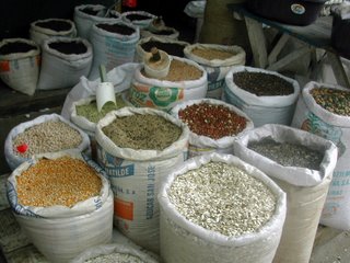 Tela market grains