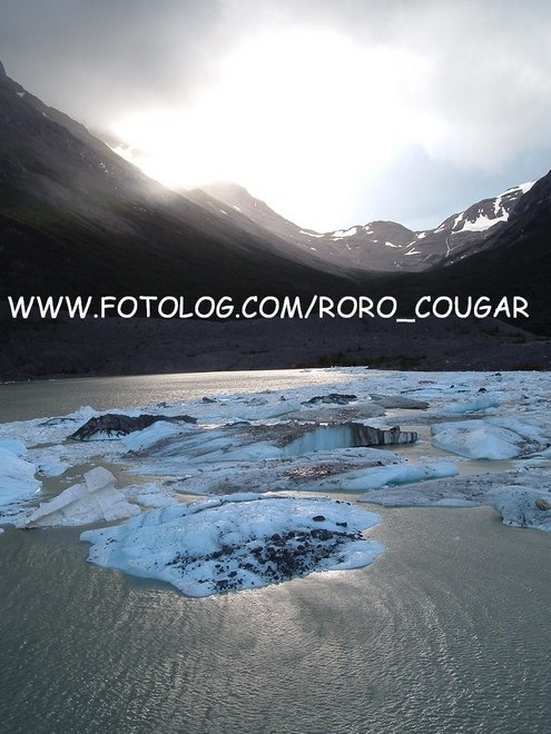Tempanos del glaciar Los Perros Patagonia XII Parque Torres del Paine