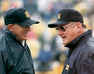 Lou Holtz and bo Schembechler at the 1989 Notre Dame/Michigan game.