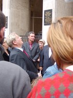 Tarlós István a Dohány utcai zsinagóga előtt