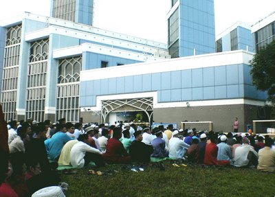 Aidilfitri Morning Prayers at Darul Ghufran Mosque