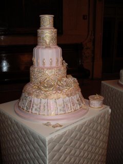 5 Tier Pink and Gold Wedding Cake wc