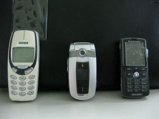 Nokia 3310, NEC N411i & Sony Ericsson K750i
