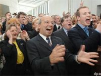 reaction by voters and campaigners at the CDU branch office (source: dpa)