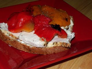 Pied Pipers on a turkey sandwich class=