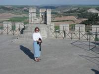 Susan on top of the castle in Peñafiel