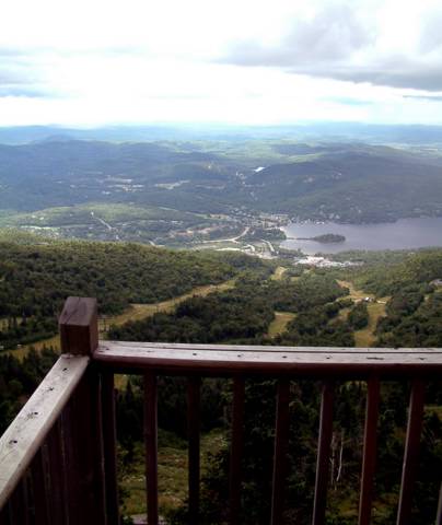 Mont Tremblant || FujiFilm FinePix S602z | 1/420s | f4.4 | ISO 200 | 8mm