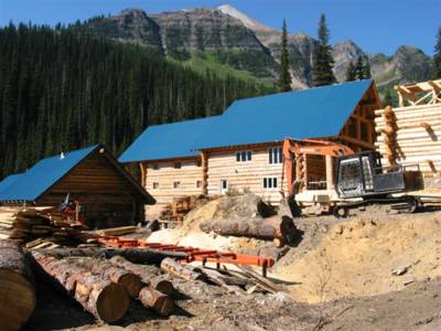 Chatter Creek Mountain Lodge Construction