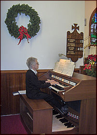 Organist Virginia Spangler